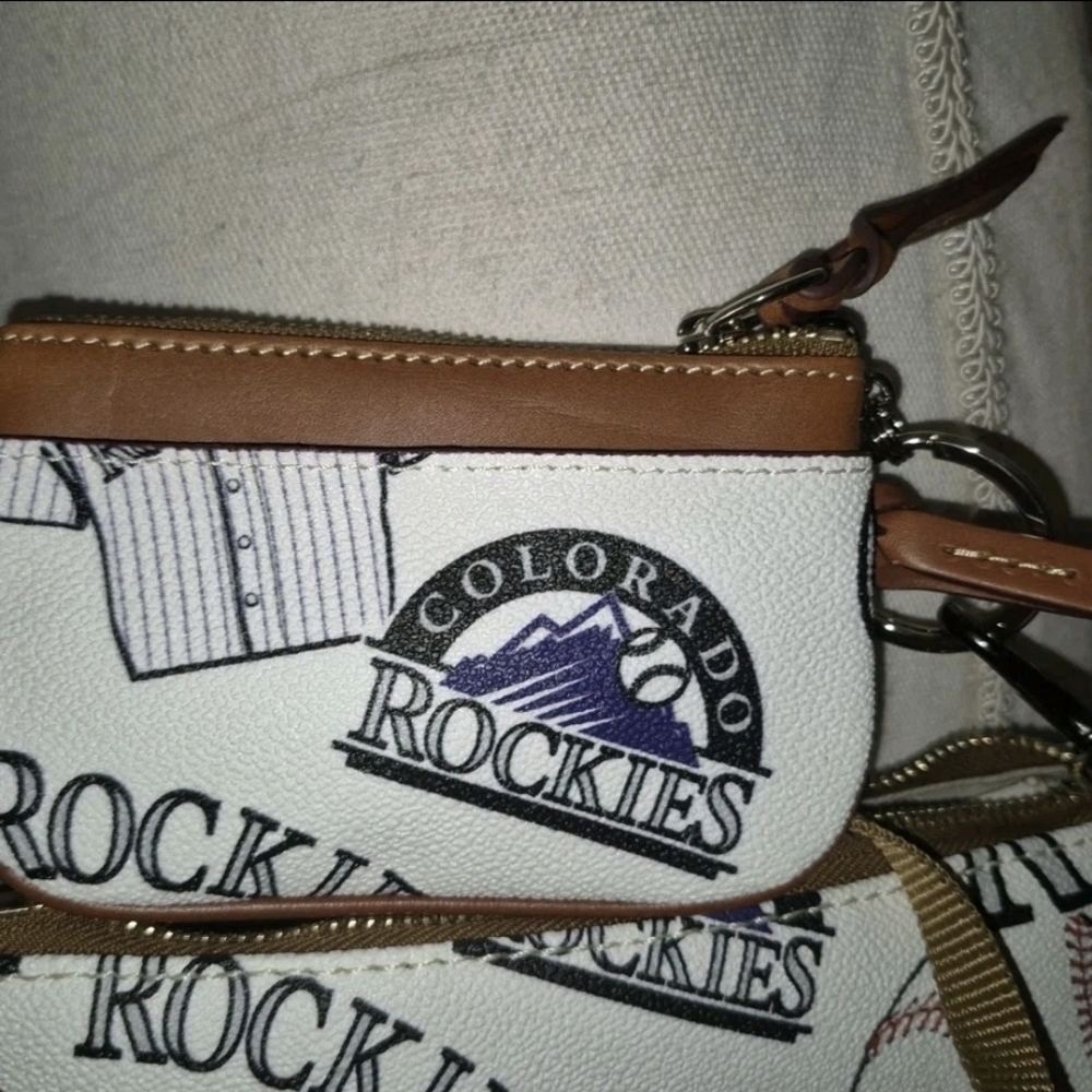 Dooney & Bourke White Baseball Print Crossbody Bag - Picture 3 of 15